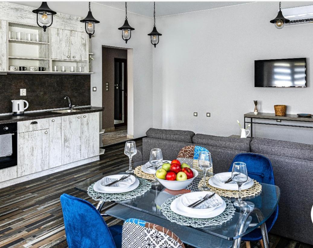 Gladstone Suites Plovdiv Bagian luar foto
