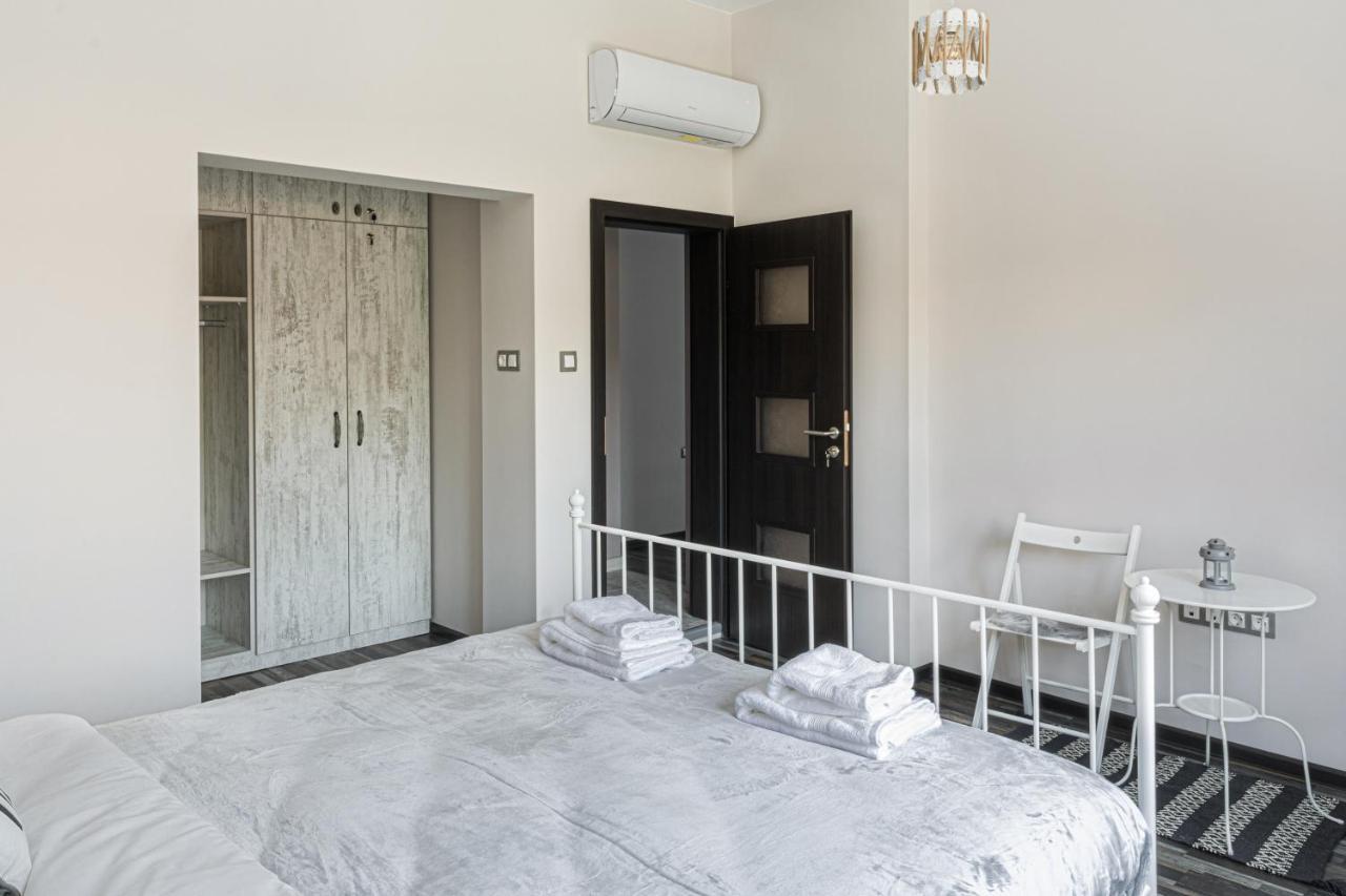 Gladstone Suites Plovdiv Bagian luar foto