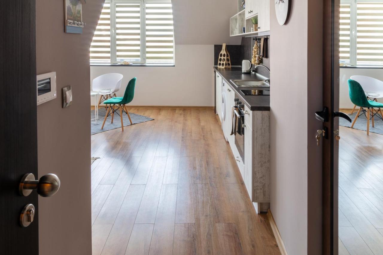 Gladstone Suites Plovdiv Bagian luar foto