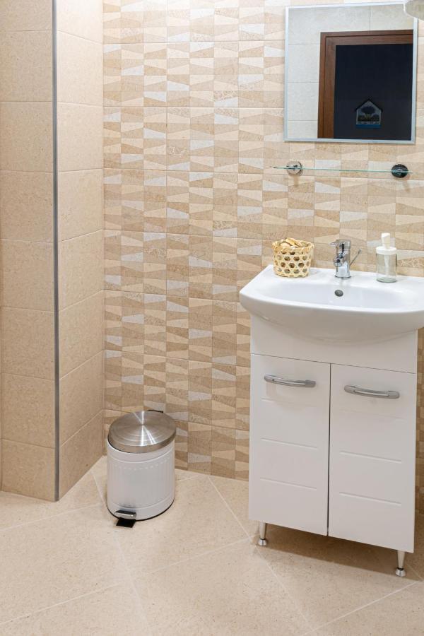 Gladstone Suites Plovdiv Bagian luar foto